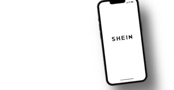 Shein. Zdroj fotky: Adobe Stock